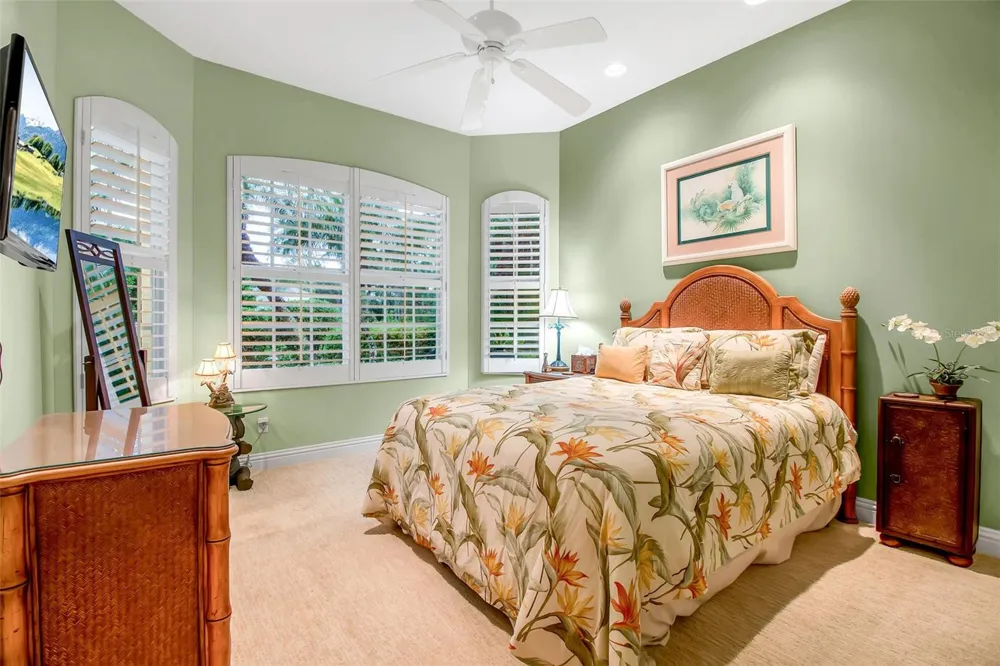 21 BAYHEAD LANE Osprey, FL 34229