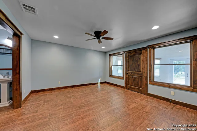9560 old colony line Dale, TX 78616