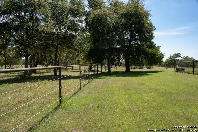9560 old colony line Dale, TX 78616