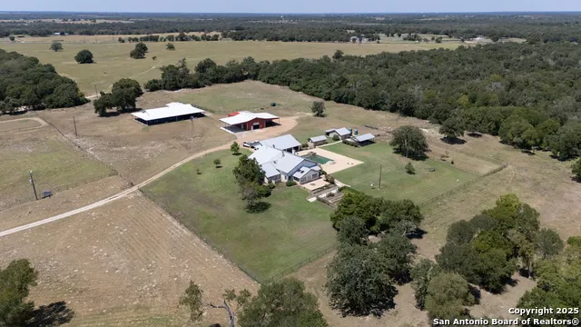 9560 old colony line Dale, TX 78616