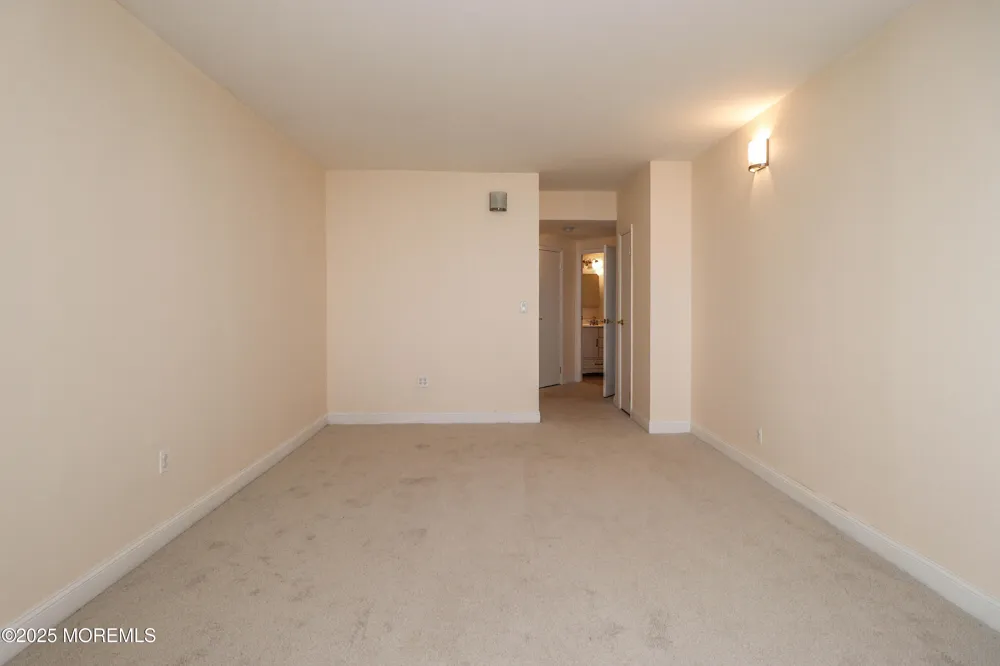 1 Channel Drive #1705 Monmouth Beach, NJ 07750