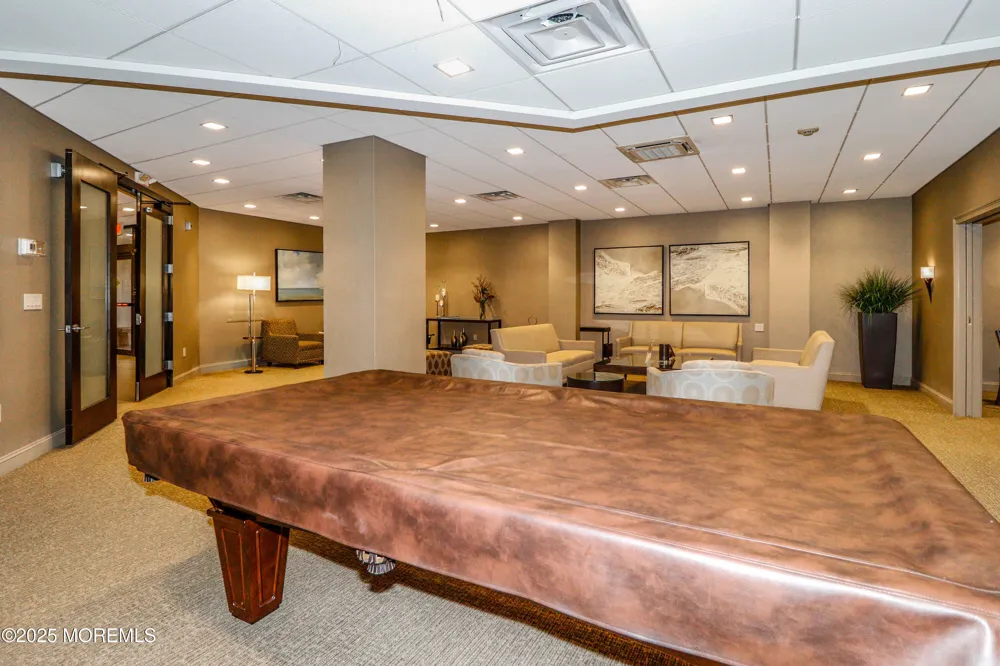 1 Channel Drive #1705 Monmouth Beach, NJ 07750