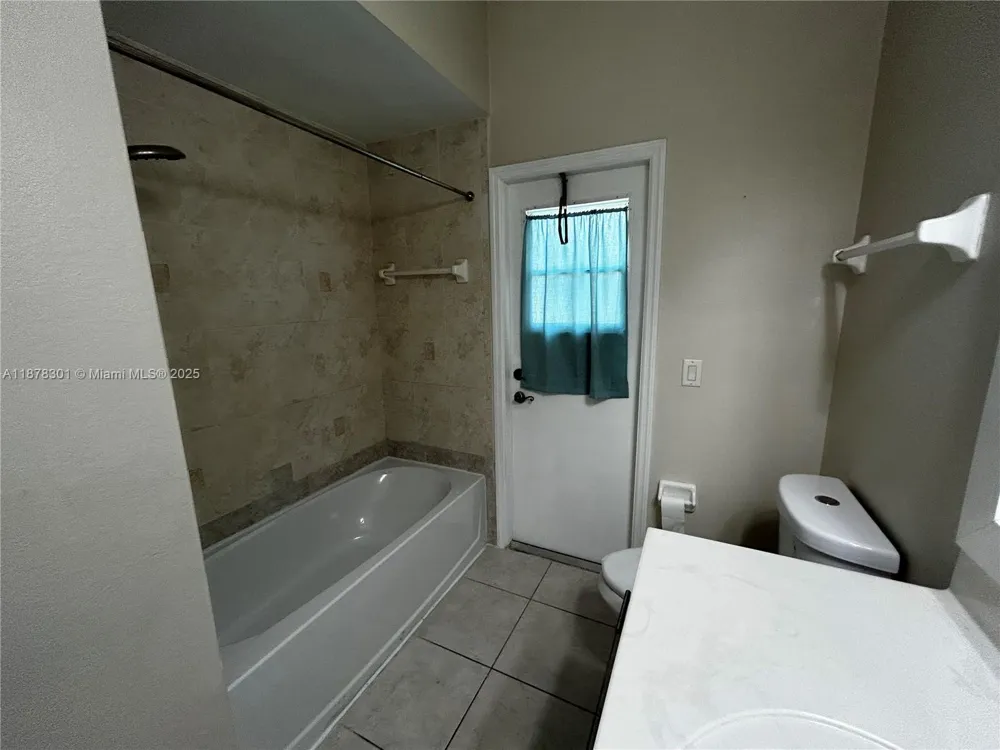 3894 Roderigo North Port, FL 34286