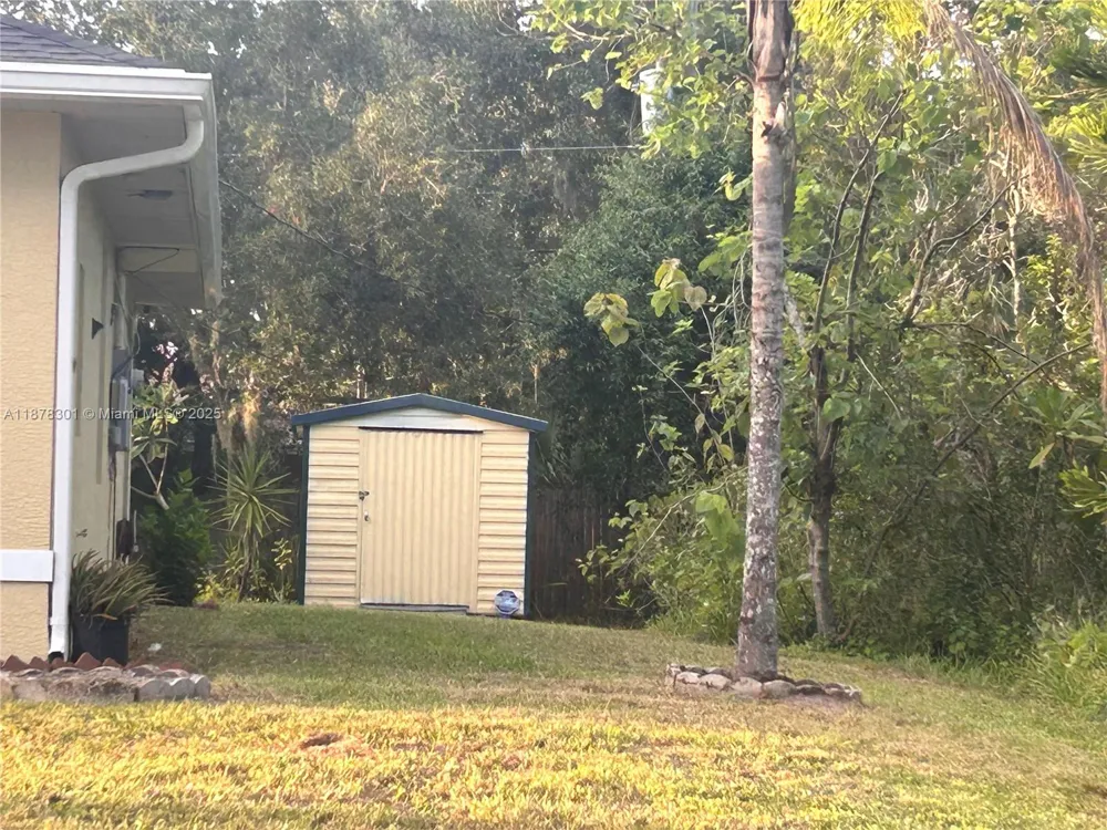 3894 Roderigo North Port, FL 34286