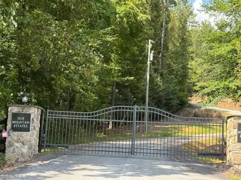 16 Turkey Trail