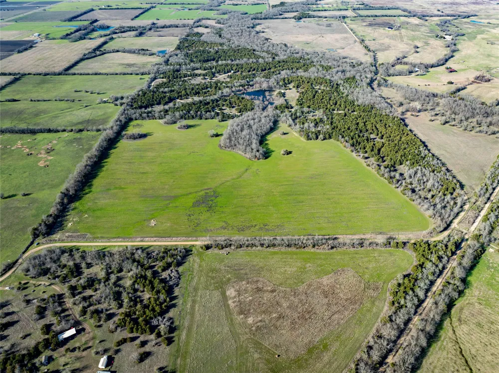 1500 County Road 24800 Road Roxton, TX 75477