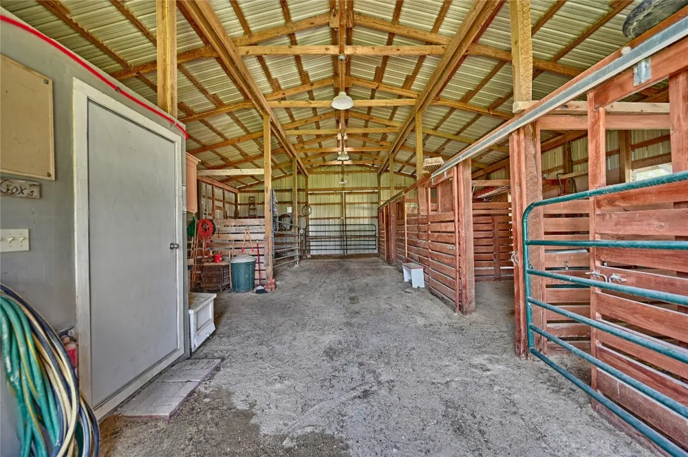 2120 Hohenwalde School Road Brenham, TX 77833