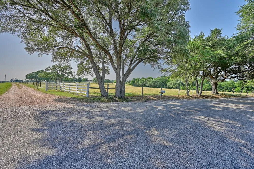 2120 Hohenwalde School Road Brenham, TX 77833