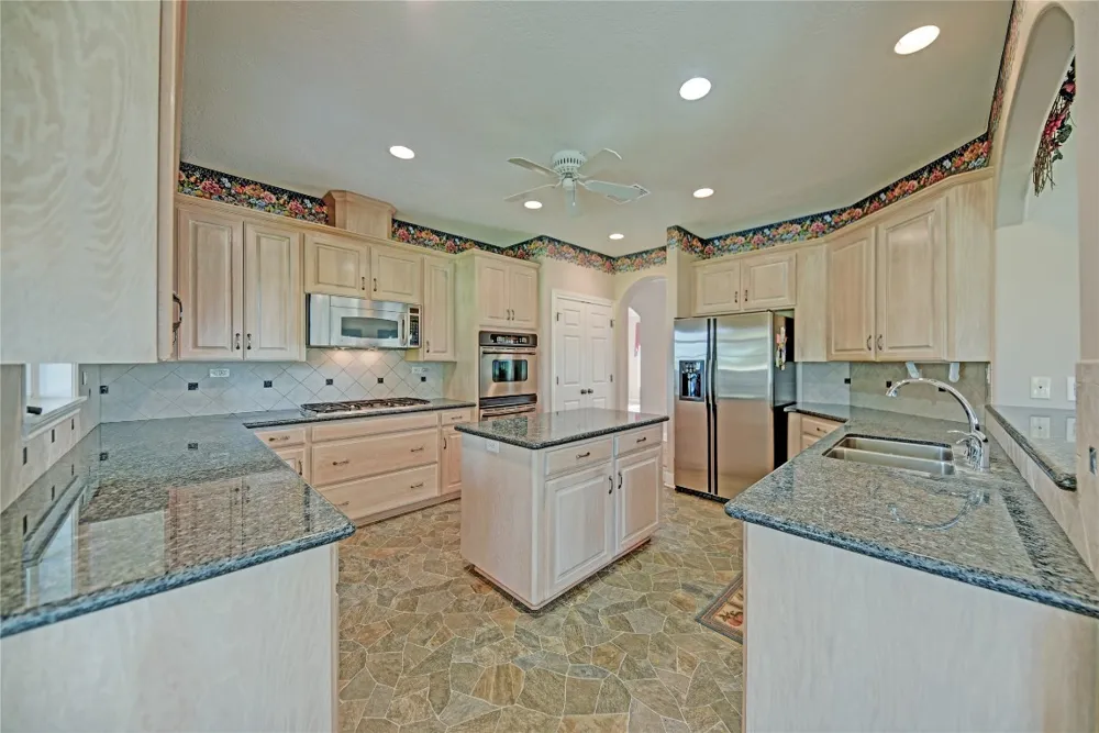 2120 Hohenwalde School Road Brenham, TX 77833