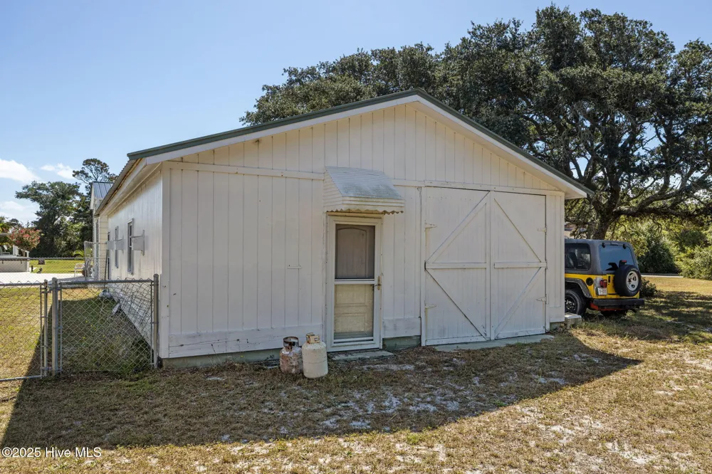 124 Stewart Road Harkers Island, NC 28531