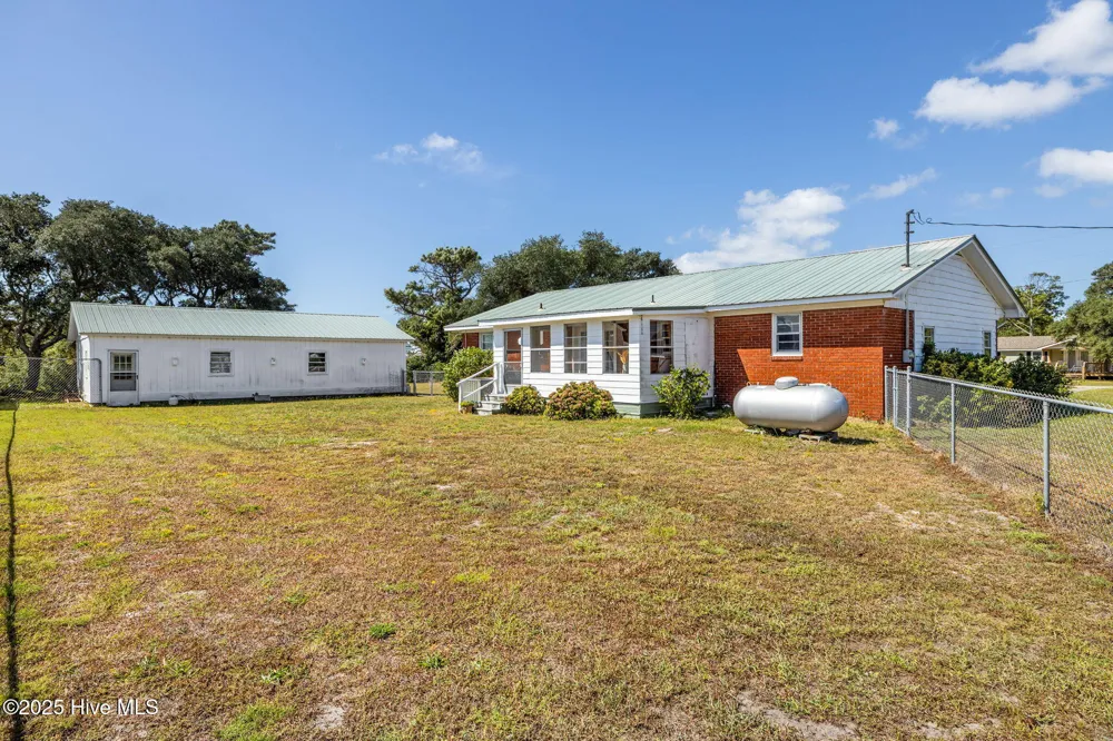 124 Stewart Road Harkers Island, NC 28531