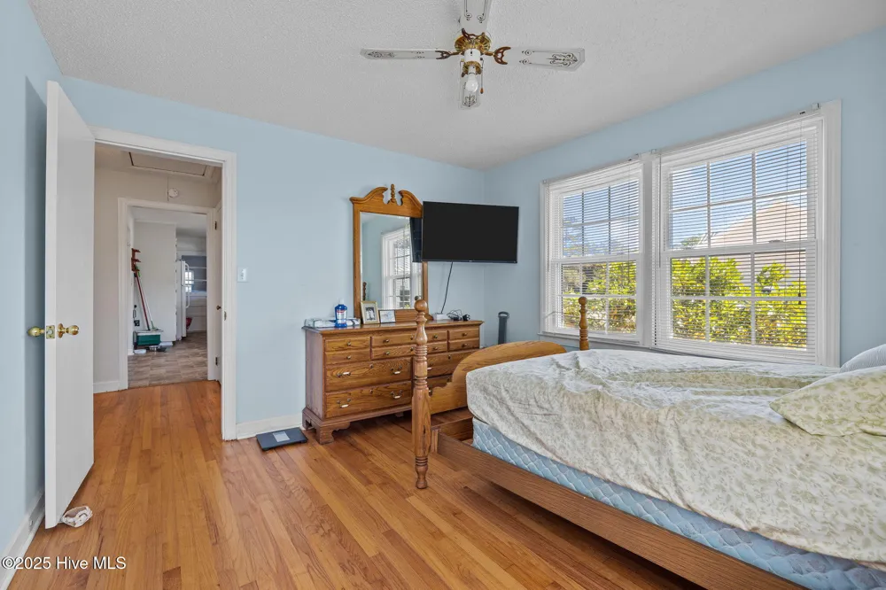 124 Stewart Road Harkers Island, NC 28531