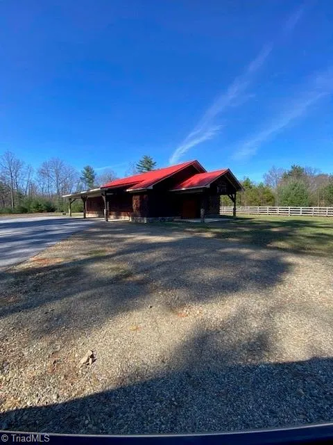 227 Meadow Crossing Road McGrady, NC 28649