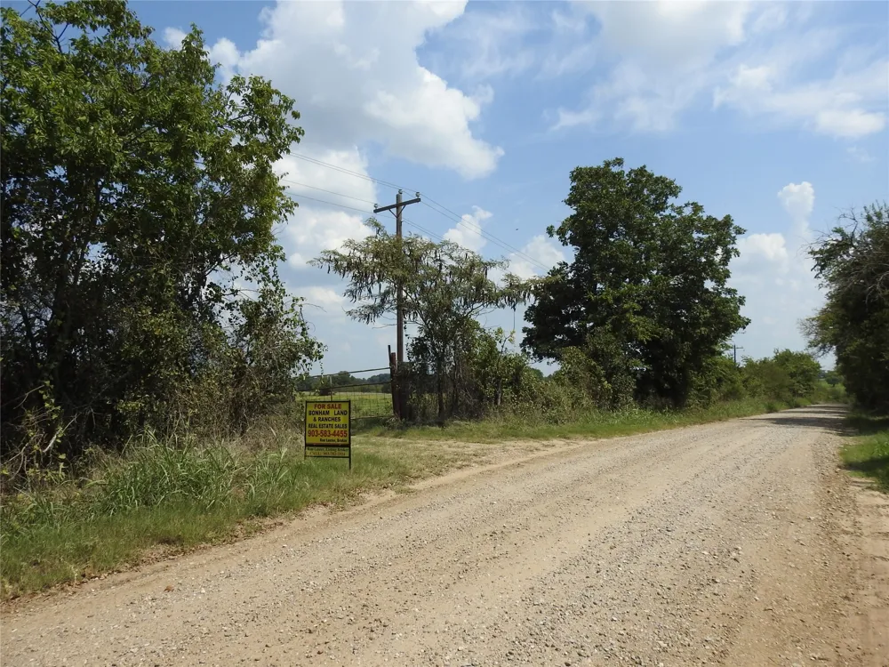 County Road 4040 Ector, TX 75439