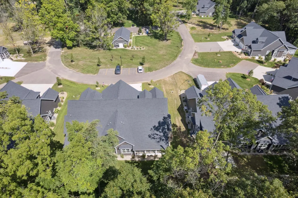 1160 Lochaven Circle Hillsdale, MI 49242