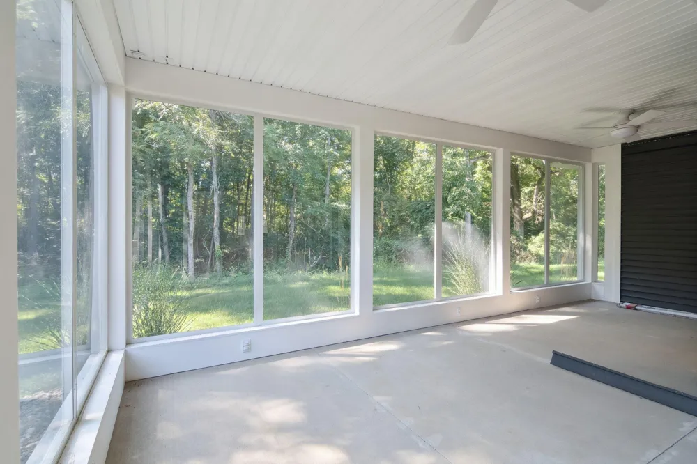 1160 Lochaven Circle Hillsdale, MI 49242