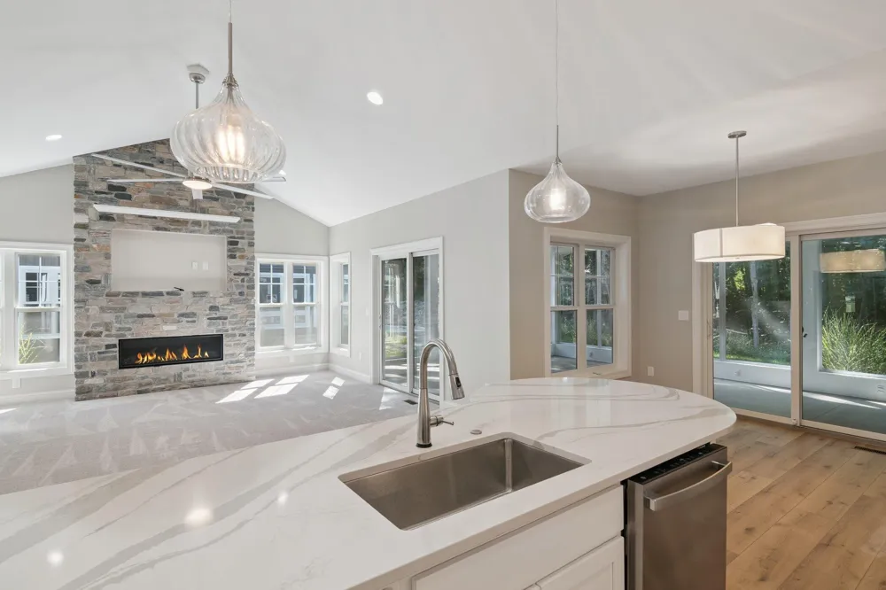 1160 Lochaven Circle Hillsdale, MI 49242