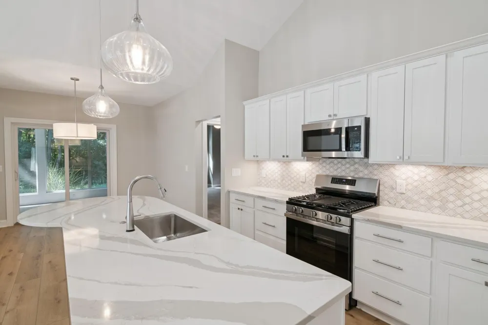 1160 Lochaven Circle Hillsdale, MI 49242
