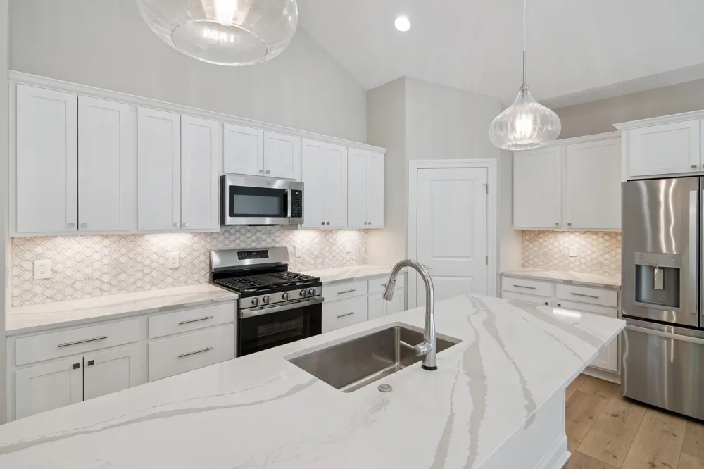 1160 Lochaven Circle Hillsdale, MI 49242