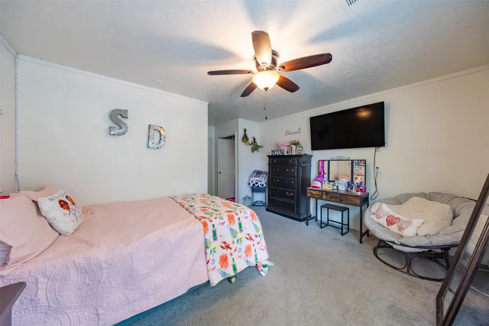704 E 16th Street Cameron, TX 76520