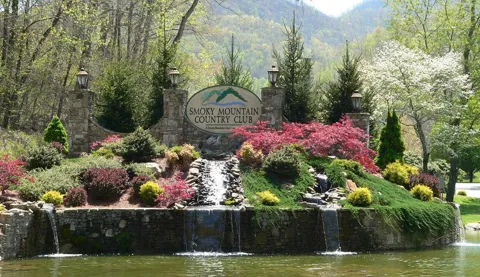 Country Club Drive, # 7