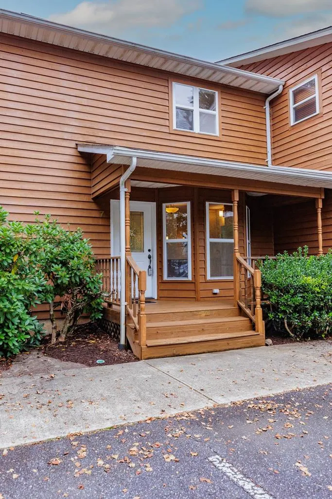 Country Club Drive, # 7 Whittier, NC 28789