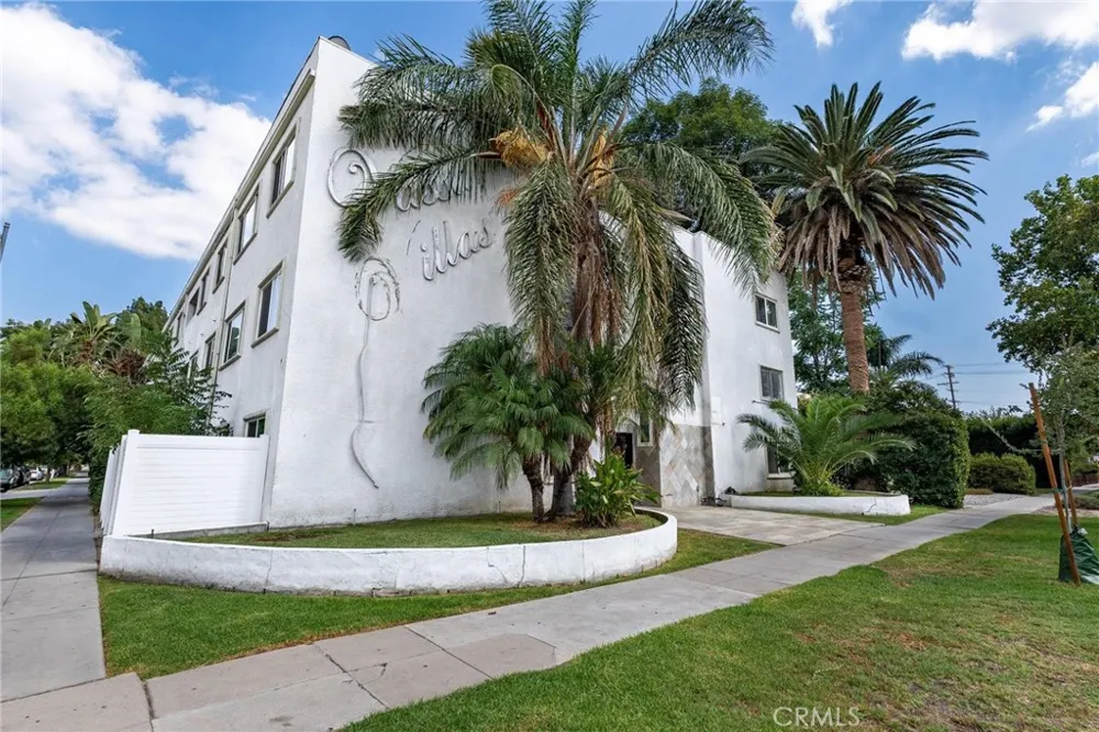 7254 Vassar Ave #308 Canoga Park, CA 91303