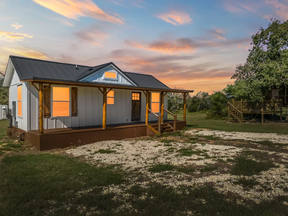 2977 Fm 1241 Purmela, TX 76566