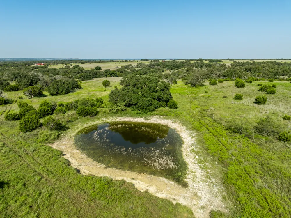 2977 Fm 1241 Purmela, TX 76566