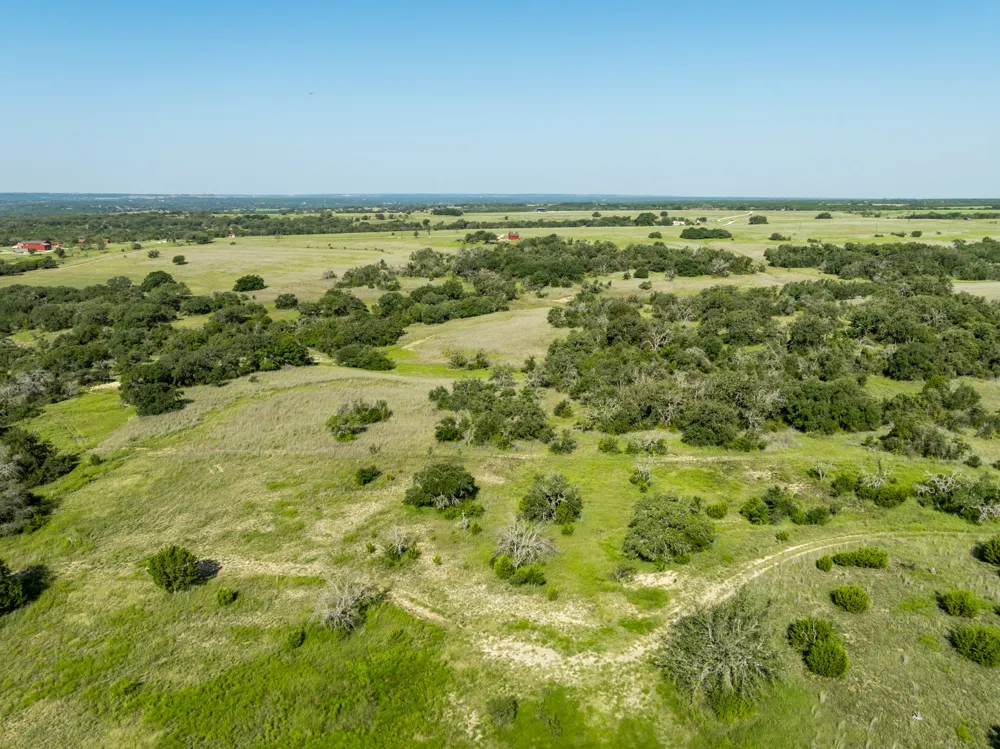 2977 Fm 1241 Purmela, TX 76566