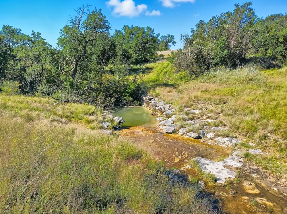 2977 Fm 1241 Purmela, TX 76566