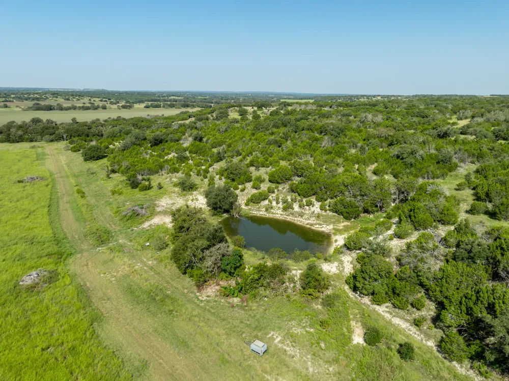 2977 Fm 1241 Purmela, TX 76566