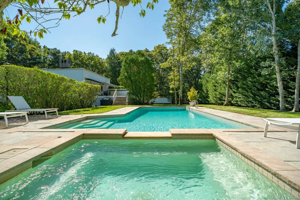 30 Pheasant Run Quogue, NY 11959