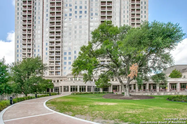 1 TOWERS PARK LN #1203 San Antonio, TX 78209