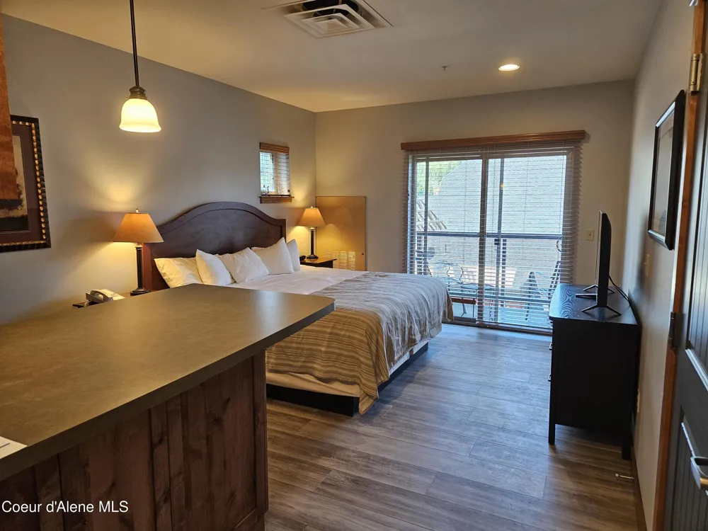 604 Bunker Ave #403 Kellogg, ID 83837