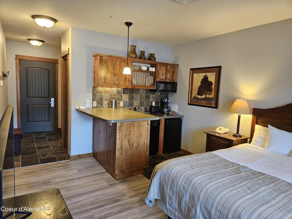 604 Bunker Ave #403 Kellogg, ID 83837