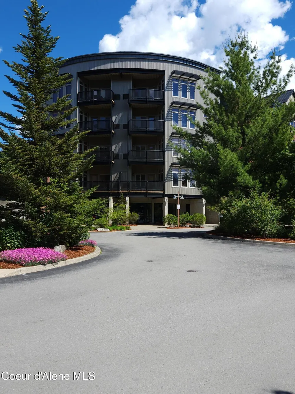 604 Bunker Ave #403 Kellogg, ID 83837