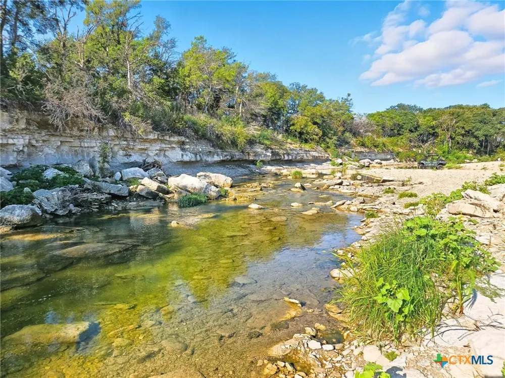 2977 Fm 1241 Purmela, TX 76566