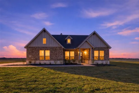 1030 County Road 200