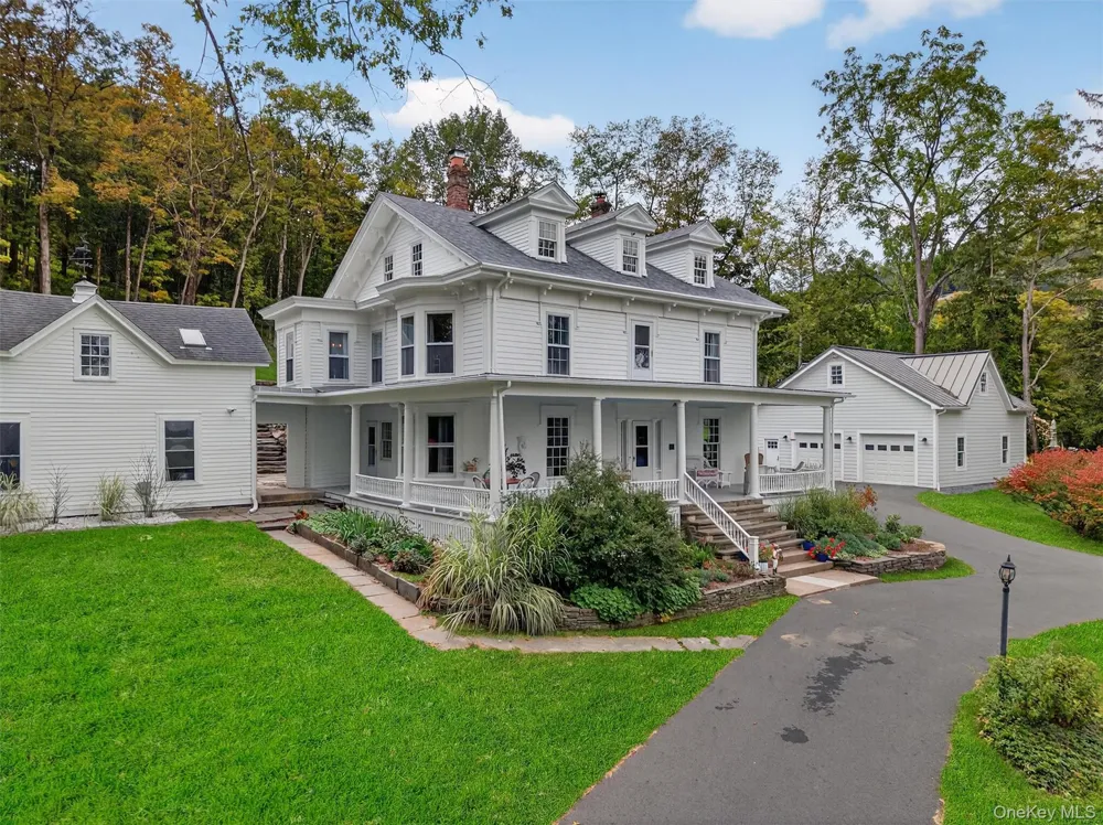 1657 River Road Other, PA 18415