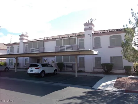 4555 E Sahara Avenue #284