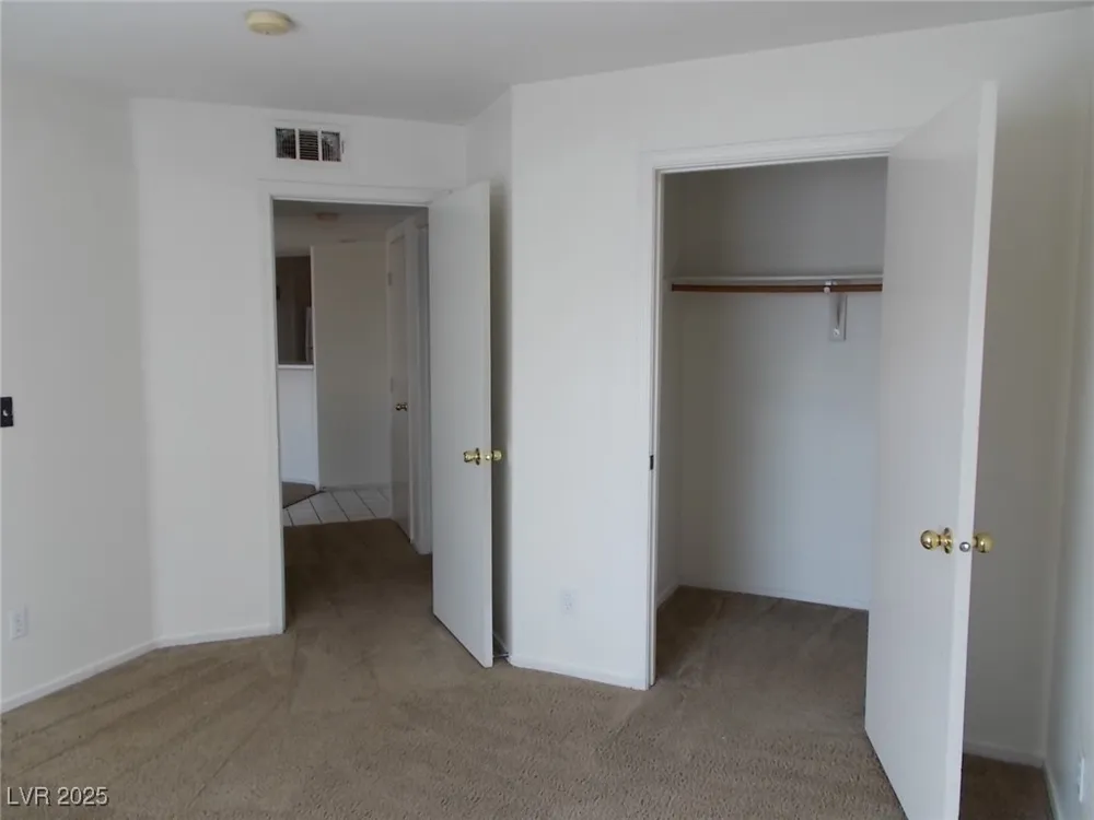 4555 E Sahara Avenue #284 Las Vegas, NV 89104