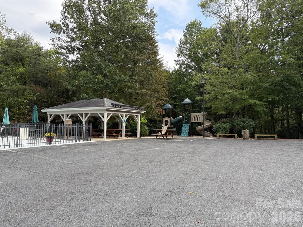 1029 Chippawa Drive #67 Arden, NC 28704