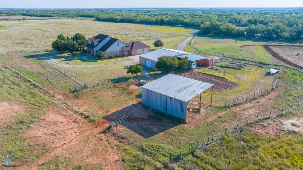209 CR 336 Tuscola, TX 79562