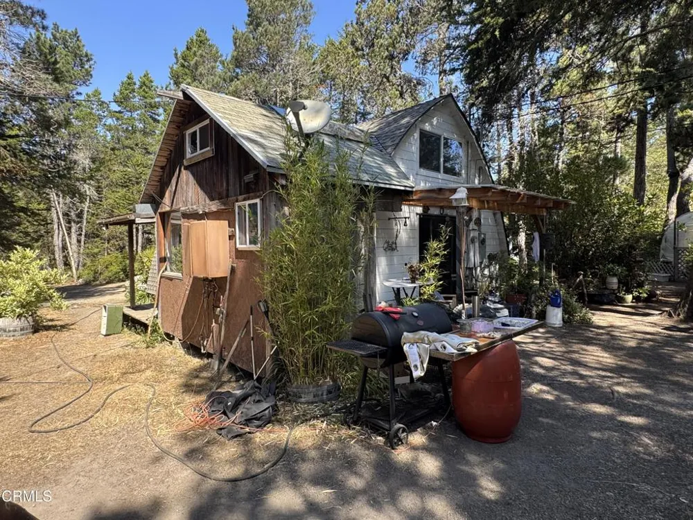 28270 Albion Ridge Road Albion, CA 95410