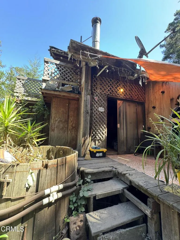 28270 Albion Ridge Road Albion, CA 95410