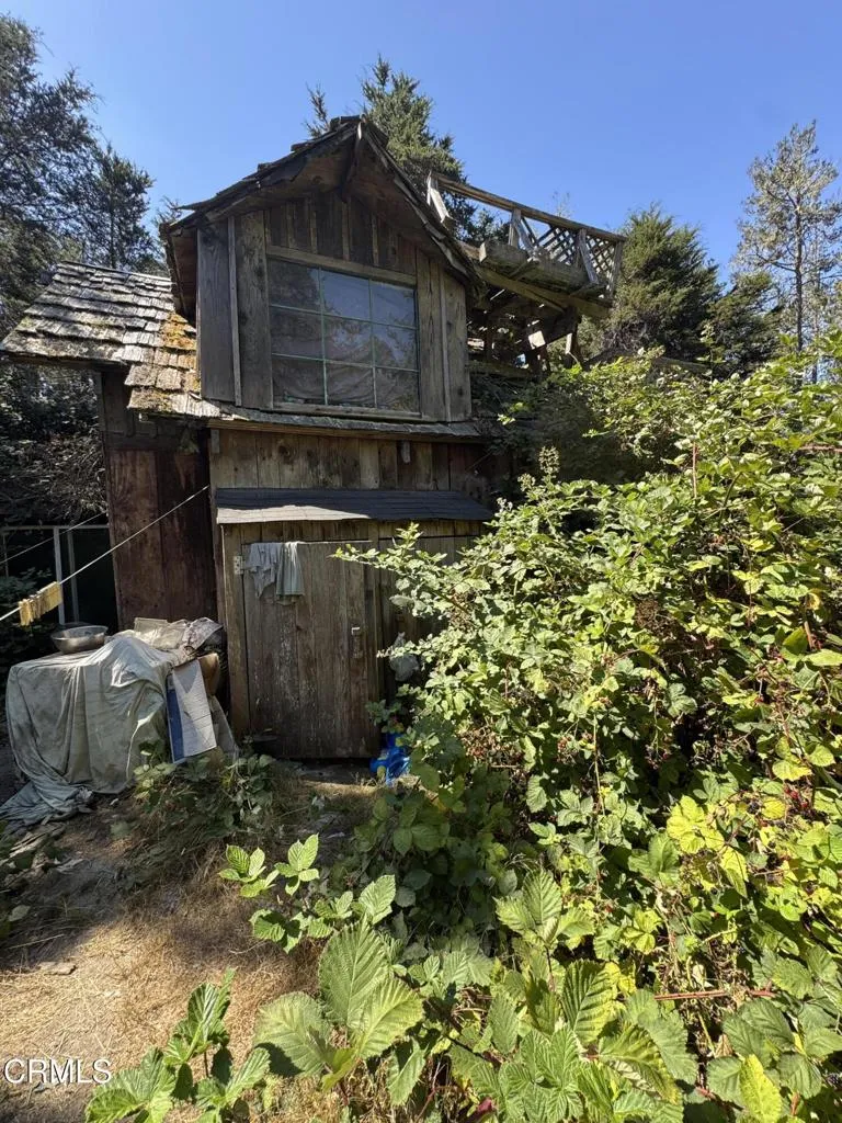 28270 Albion Ridge Road Albion, CA 95410