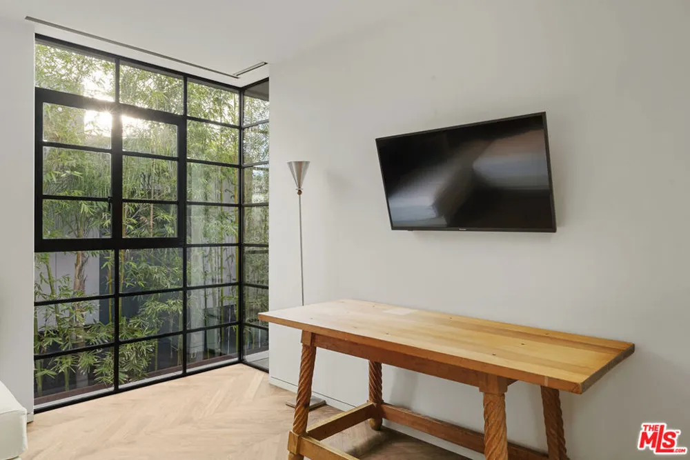 634 Milwood Avenue Venice, CA 90291