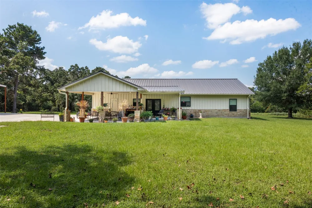 14706 Highway 90 Bedias, TX 77831