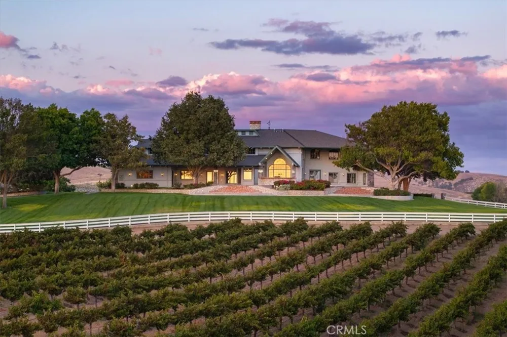 8283 Cross Canyons Road San Miguel, CA 93451